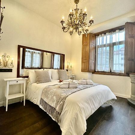 Claren'S Boutique Rooms Cangas De Narcea Exteriör bild