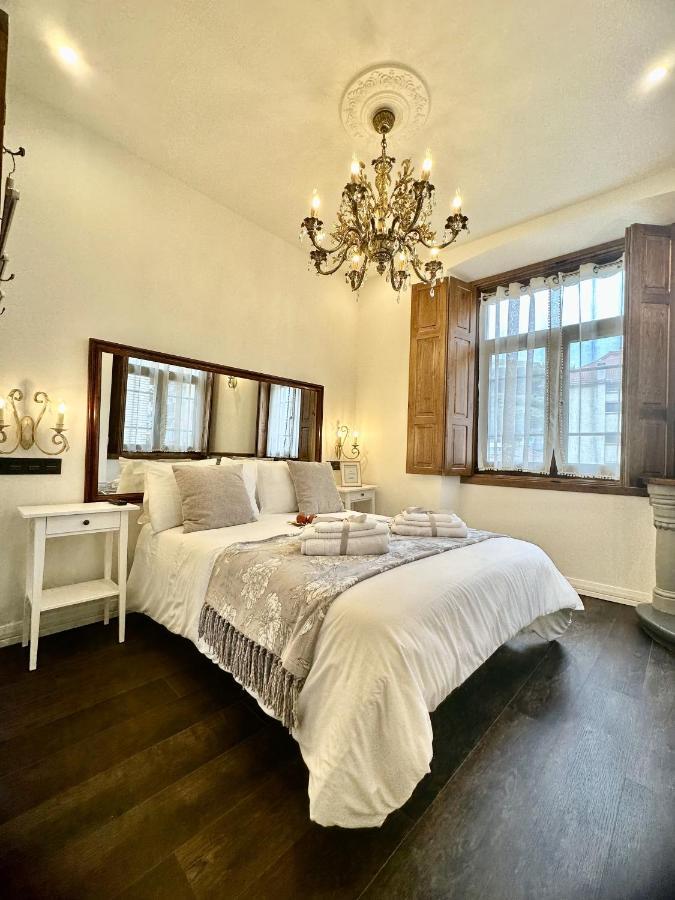 Claren'S Boutique Rooms Cangas De Narcea Exteriör bild